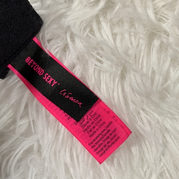 La SENZA Beyond Sexy Black & Red Rhinestone Bra 32B - Picture 8 of 10